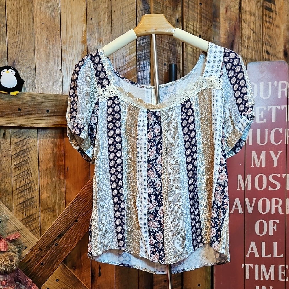 130 Floral Patchwork Blouse with Lace Accents